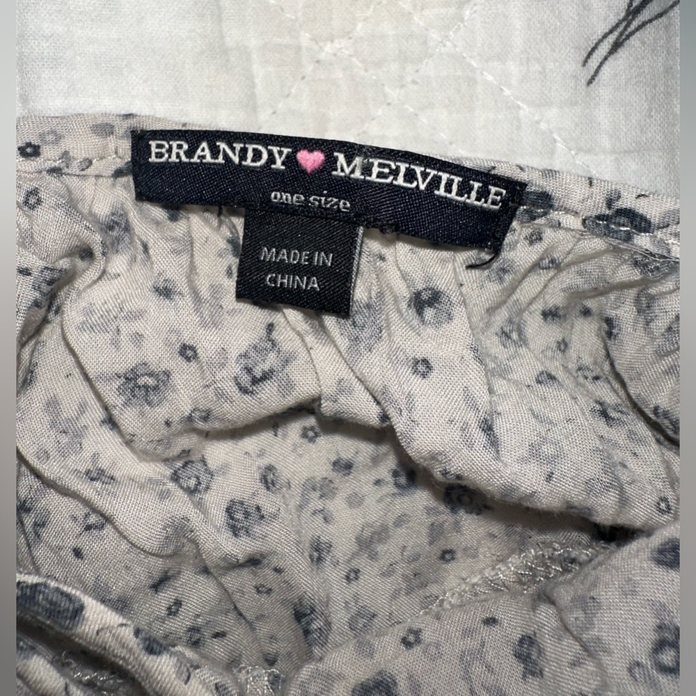 Brandy Melville floral backless dress - Picture 3 of 4